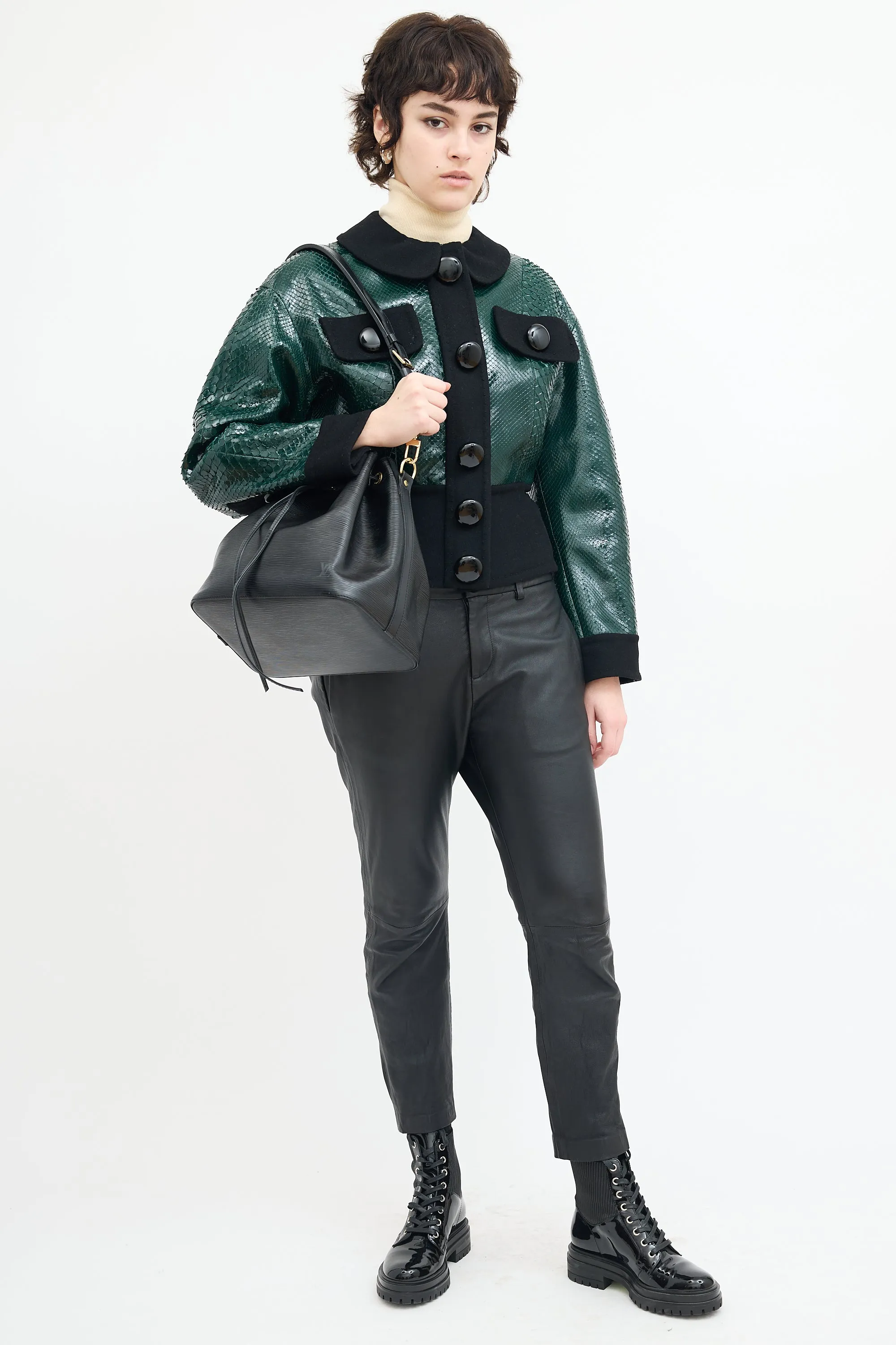 Black Epi Leather Petit Noé Bucket Bag