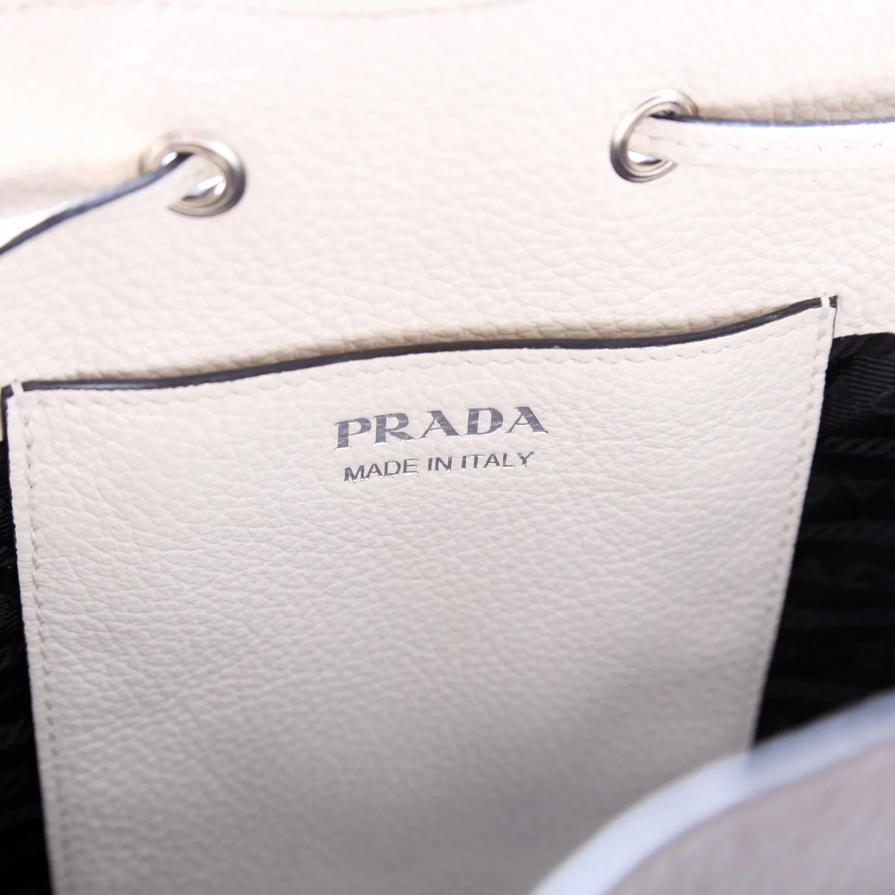 Bucket Bag Leather